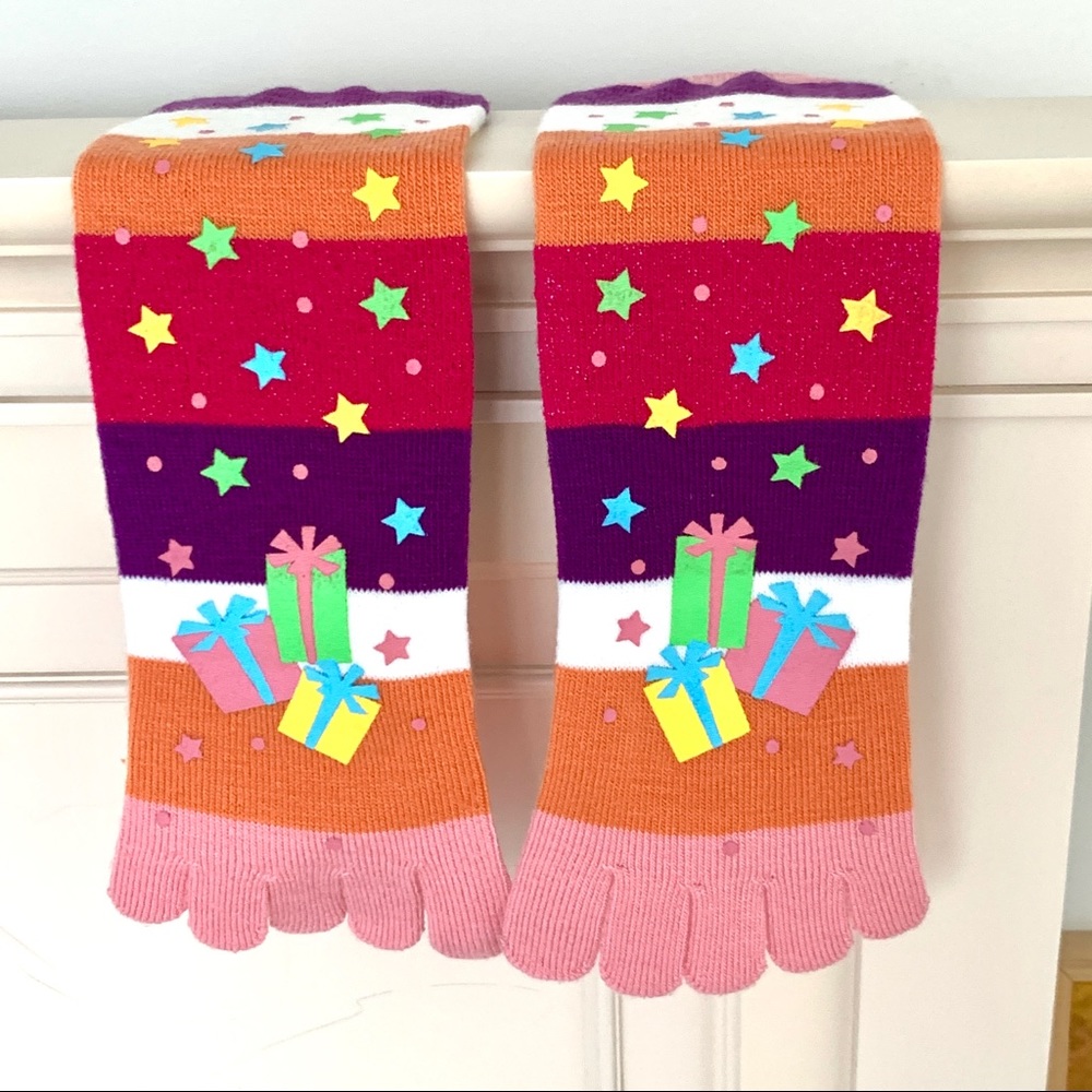 🆕 Socks With Individual Toes - Picture 4 of 14